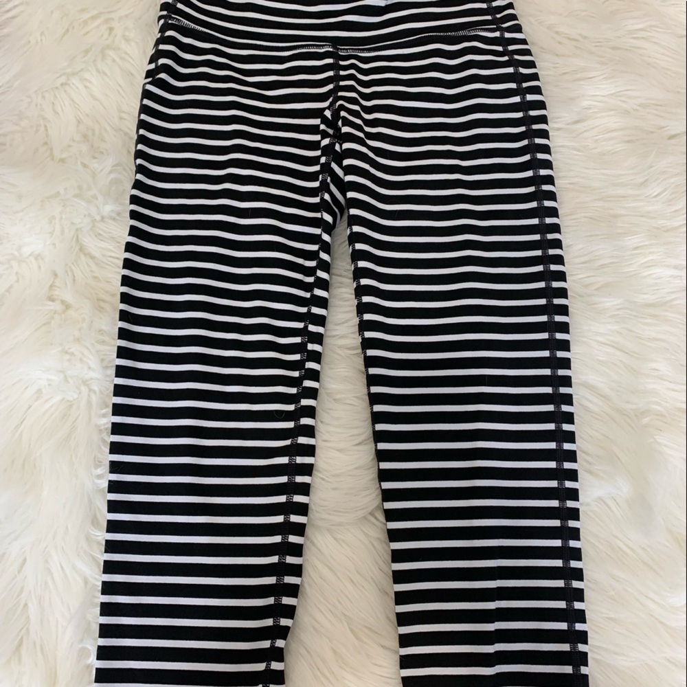 Athleta Striped Leggings Size S (674)